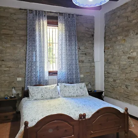 Apartamento Barbera In Cascina Marenco Langhe *