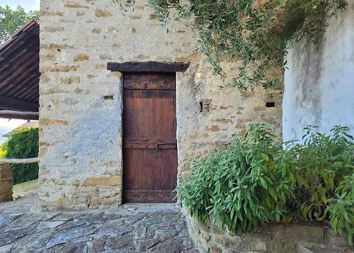 Barbera In Cascina Marenco Langhe Apartamento